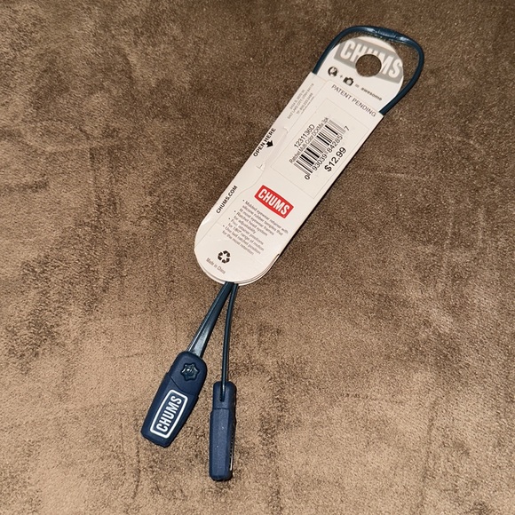 Camelback 21oz Podium Chill Insulated Bottle & Chums Ratchet Eyewear Retainer - Picture 4 of 10